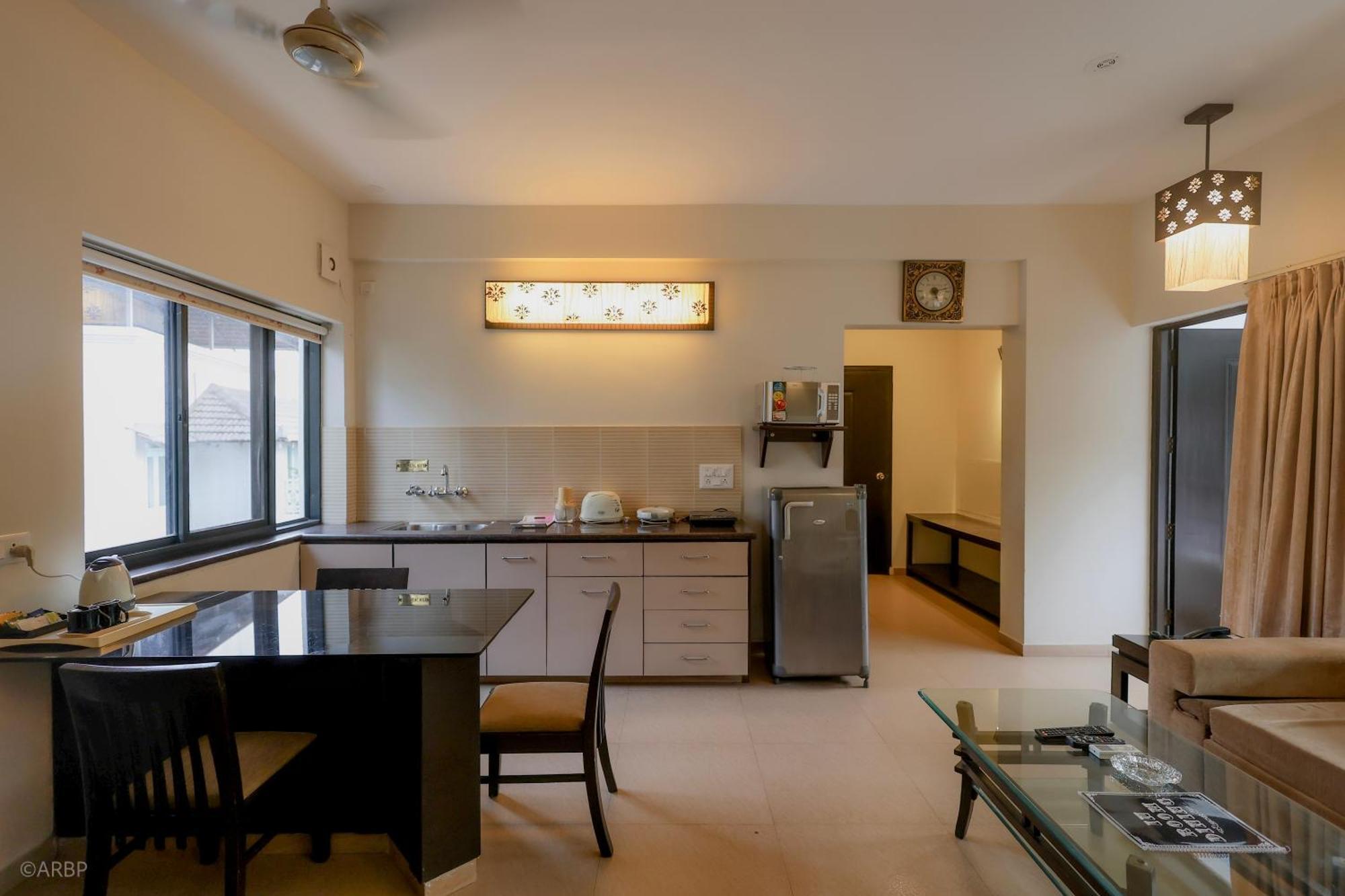 La Sunila Suites & Villas By Wsi, Baga Арпора Экстерьер фото