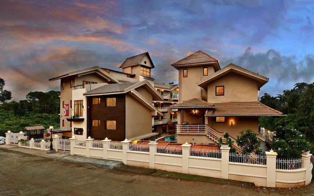 La Sunila Suites & Villas By Wsi, Baga Арпора Экстерьер фото